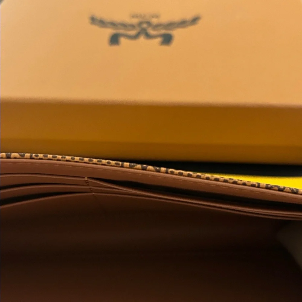 MCM‎ Himmel Lauretos Wallet On Chain Cognac Visetos Monogram